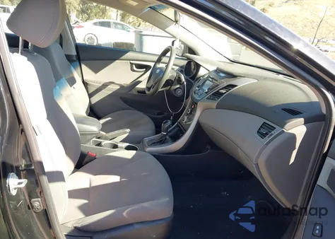 2016 Hyundai Elantra Se z USA, uszkodzony, nr VIN 5NPDH4AEXGH662838